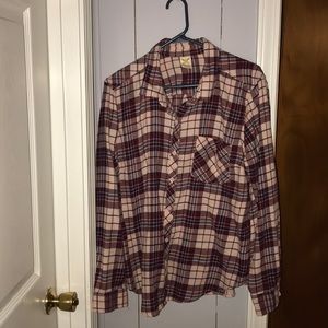 Women’s flannel shirt